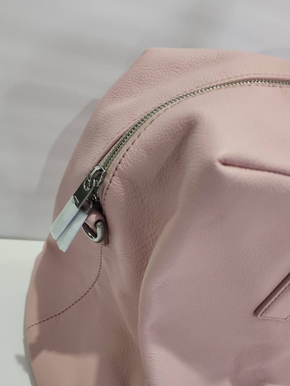 Away The Everywhere Weekender Bag (NWOT) - Picture 4 of 10